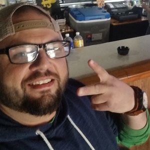 Meet your Posher, Dustin